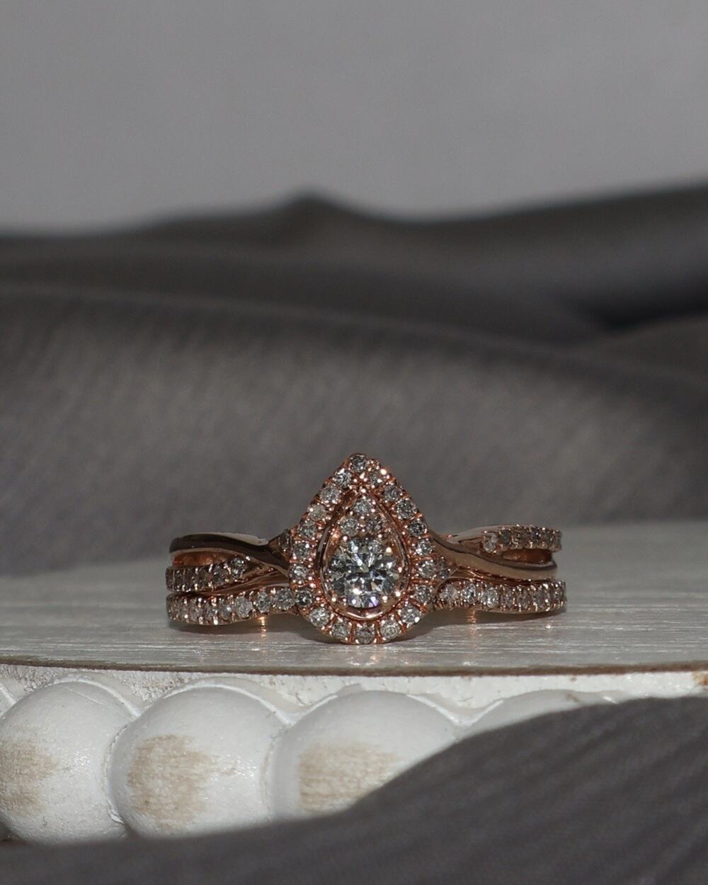 10k Rose Gold Engagement Diamond Halo Ring 3.4G / Sz 7